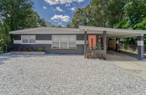 South Seminole Heights House | Cozy & Modern | Family Ready | Ace Location