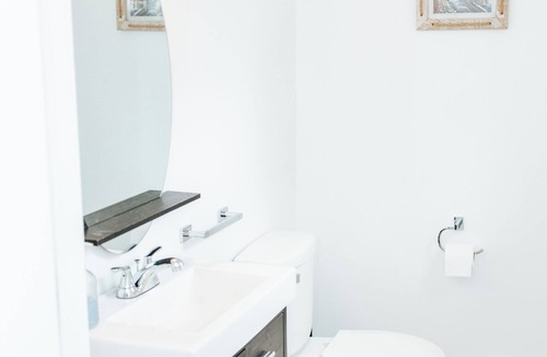 Saint David Other | Cozy Modern Farmhouse w/Hot Tub mins to Saint Andrews By-The-Sea! Pet Friendly!