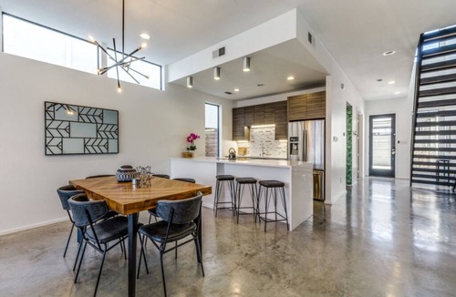 Old East Dallas House | Cozy Modern Home + Private Pool + Central Dallas Location