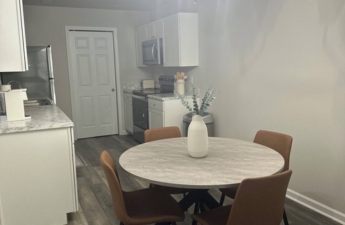 Warner Robins Apartment | Cozy Modern Home