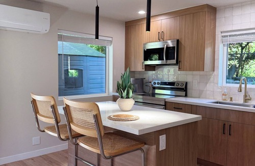 Broadview House | Cozy Modern House in Seattle