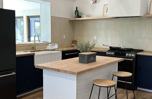 Greenwood Lake Villa | Cozy Modern Lake View Villa