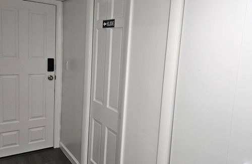 Fair Haven Heights Apartment | Cozy & Modern Lower-Level Apartment — 2BR, Full Kitchen & Bath