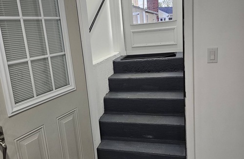 Fair Haven Heights Apartment | Cozy & Modern Lower-Level Apartment — 2BR, Full Kitchen & Bath