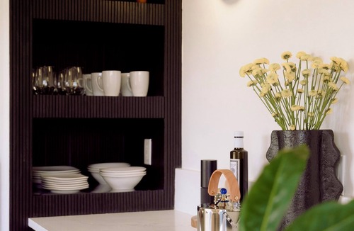 New Windsor House | Cozy + Modern Stay for Winter Getaways, The Nook
