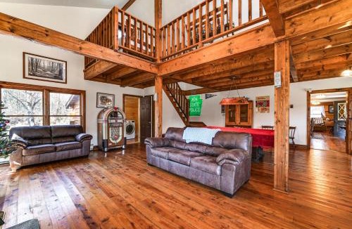 Mount Union House | Cozy Mount Union Cabin w/Fire Pit & River Access