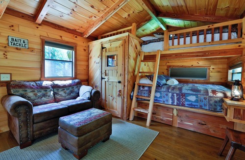 Eldred Cabin | Cozy Mountain Cabin w/Private Lake Access