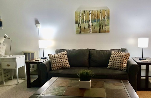 Claysburg Apartment | Cozy Mountain Getaway