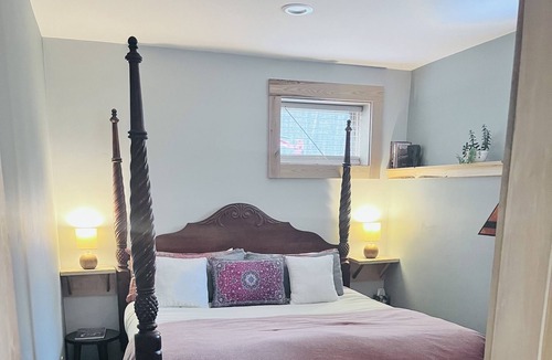 Waterbury Apartment | Cozy Mountain Getaway