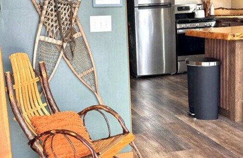 Fishhook Cabin | Cozy Mountain Hideaway Cabin