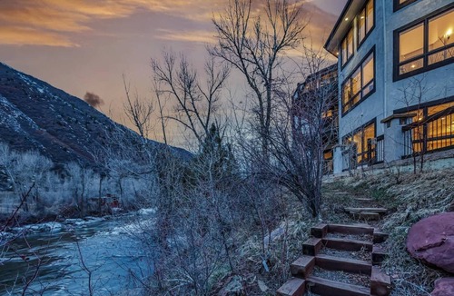Basalt House | Cozy mountain home w/riverfront patio & trails