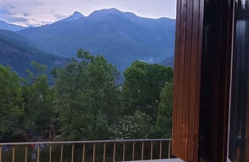 Sesue Apartment | Cozy Mountain Lodge
