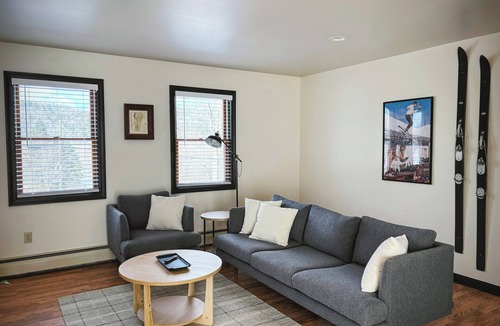 Jeffersonville Apartment | Cozy Mountain Town Apartment near Smugglers Notch