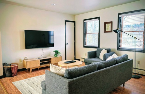 Jeffersonville Apartment | Cozy Mountain Town Apartment near Smugglers Notch