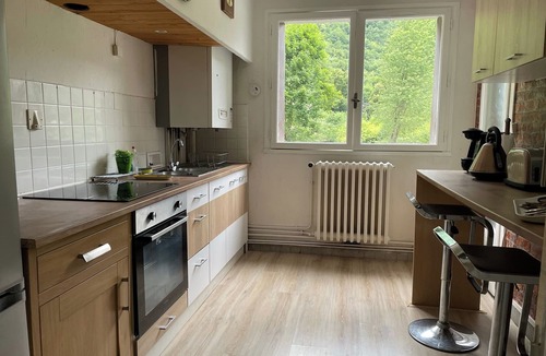 Saint-Beat Apartment | Cozy Mountain View 3-bedroom Pyrenees Apartment