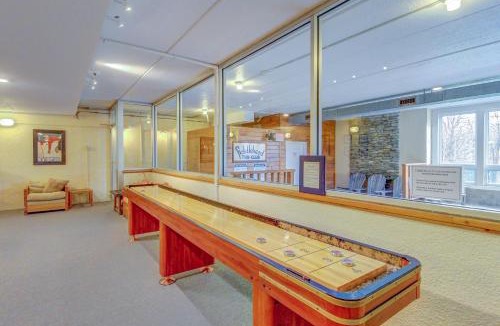 Waitsfield Apartment | Cozy Mountainside Condo