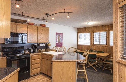 Whitefish Apartment | Cozy Mountainside Duplex
