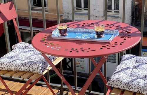 Trouville-sur-Mer Apartment | Cozy n'est near train station and beach