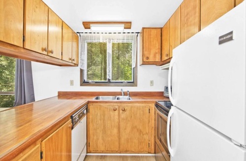 Cavan-Monaghan Cottage | Cozy, Nature Lover's Retreat