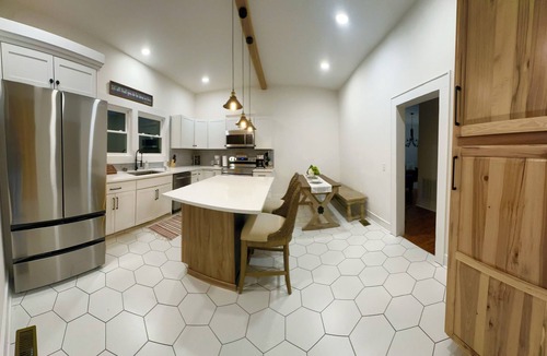 Lenoir House | Cozy NC Cabin