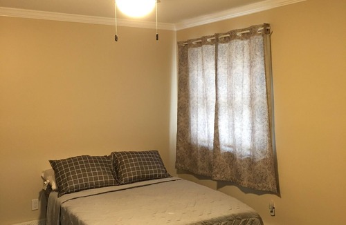 North Bay Shore Apartment | Cozy Nesting Getaway