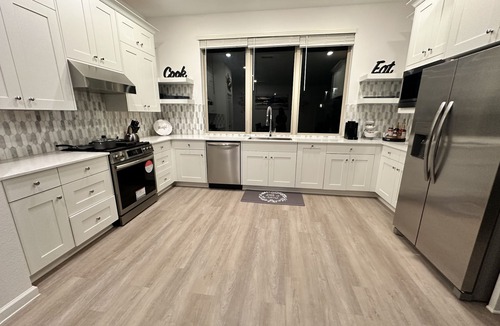 Atascocita House | Cozy & New 4Bd/3ba, in quiet neighborhood w/big yard.
