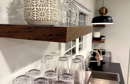 Bartlesville Apartment | Cozy, new and modern guesthouse. Don’t get a hotel, get a VILLA!