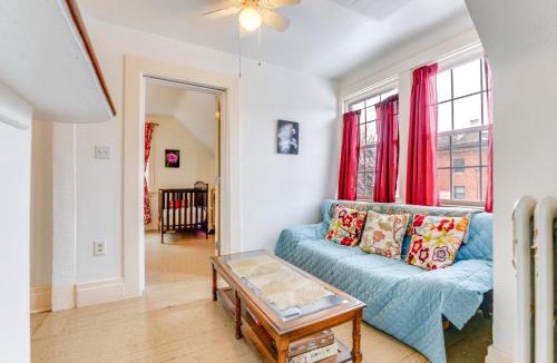 Downtown Niagara Falls House | Cozy Niagara Falls Cottage w/Gas Grill + Patio!