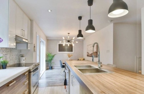 Saint-Hippolyte Cottage | Cozy nice house with fireplace, 3 bedroom, washing machine,15 min from ski stat