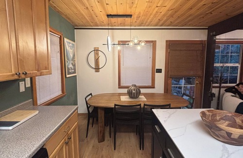 Nevada City House | Cozy Nordic Cabin near Scotts Flat Lake with Pickleball/Basketball Court!