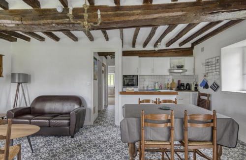 Aignerville House | Cozy Normandy Escape