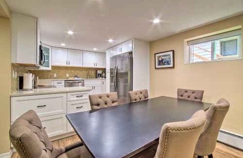 North Bend Apartment | Cozy North Bend Getaway in Walkable Location!