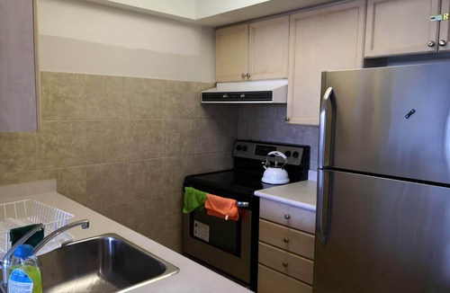 Willowdale Condo | Cozy North York Centre 1 BR Condo + Parking