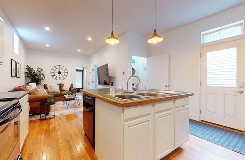 Phoenix Hill House | Cozy NuLu Getaway | Private Yard + Free Parking