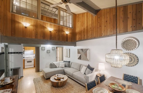 Burley Condo | Cozy Oasis 3bed 2 bath Sleeps 7 TV 75” Haven Pool Trails