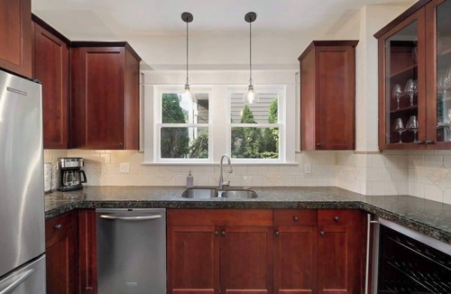 Corbett - Terwilliger - Lair Hill House | Cozy Oasis - 5BD Pet-Friendly Home - Arcade