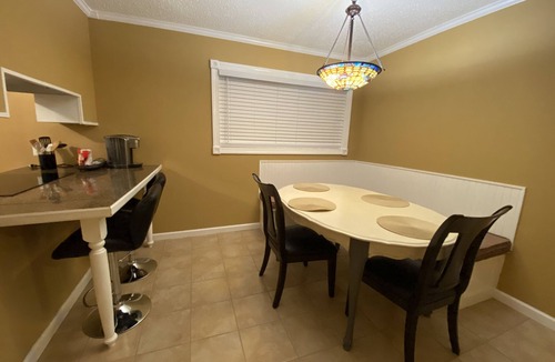 Madison House | Cozy Oasis ★ Ace Location ★ Fully Equipped ★