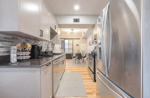 Texas Medical Center Condo | Cozy Oasis Apt - In Med Center & NRG