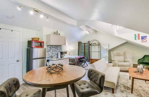 Buda Apartment | Cozy Oasis in SE Austin