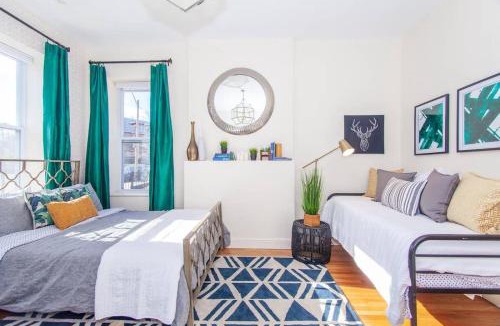 Highland Park House | Cozy Oasis Near South End