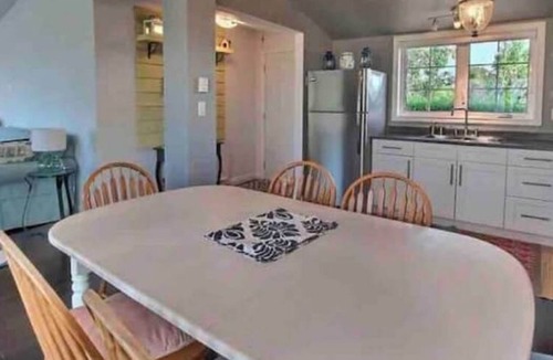 Shemogue Cottage | Cozy Oceanfront Cottage