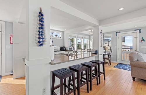 Camp Ellis Cottage | Cozy Oceanfront Mermaid Haven