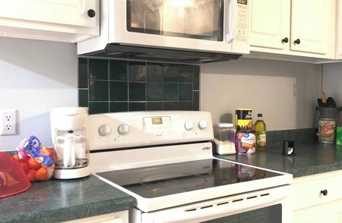 Eatonton RV Rental | Cozy Off-Grid Dome Retreat in the Woods