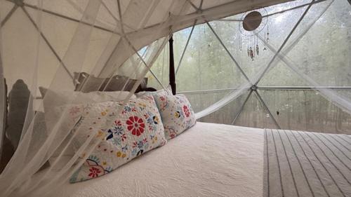 Eatonton Other | Cozy Off-Grid Dome Retreat in the Woods