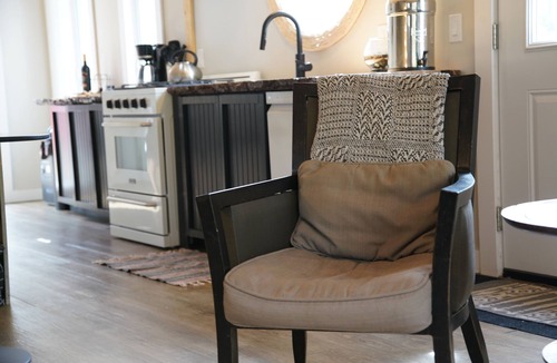 Bancroft Cabin | Cozy OFFGRID Cabin on the River