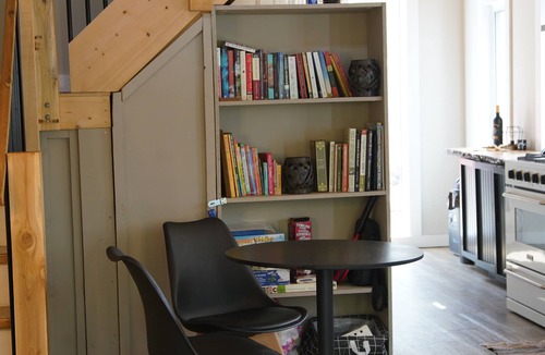 Bancroft Cabin | Cozy OFFGRID Cabin on the River