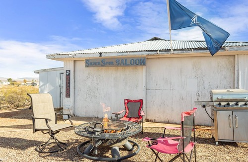 Tombstone RV Rental | Cozy Old West Glamping Walk to Tombstone