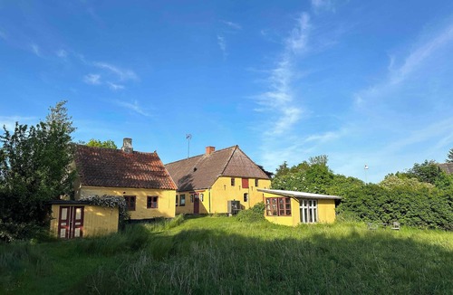 Soby House | Cozy older property on Ærø