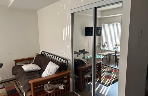 Malvern House | cozy one bed room complete home