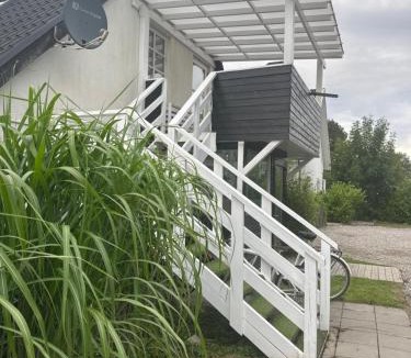 Holloselund Apartment | Cozy one bedroom apartment near the sea